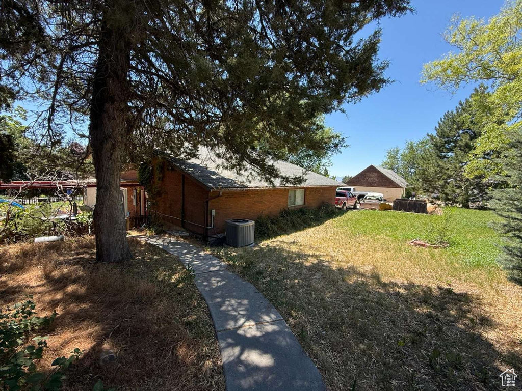 1012 W 3550 N Pleasant View, UT 84414