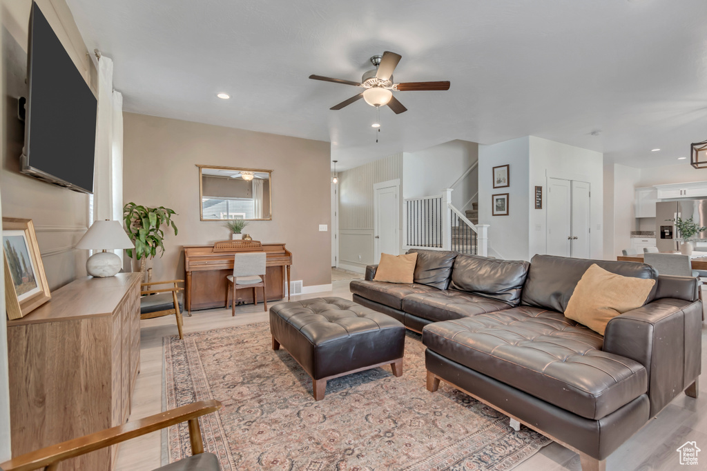 4913 E GOLDEN MEADOW XING Eagle Mountain, UT 84005