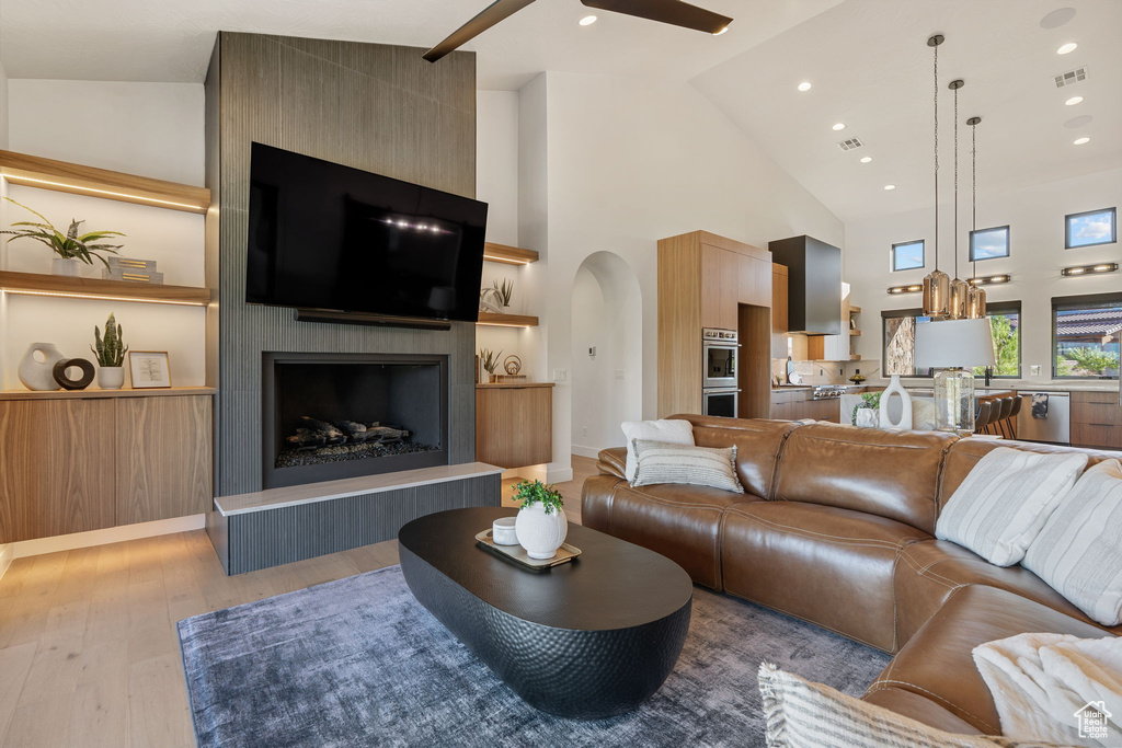Photo 35 for MLS #2098176 at 151 S Rancho Sante Fe