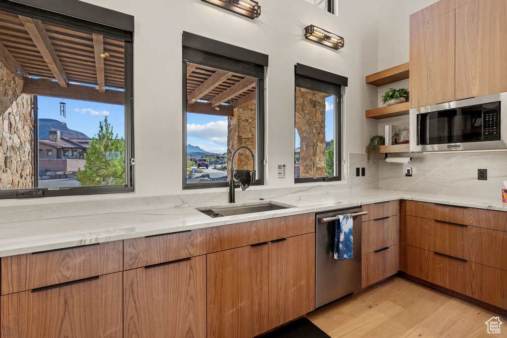 Photo 18 for MLS #2098176 at 151 S Rancho Sante Fe