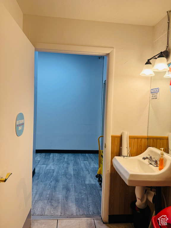 Bathroom with a sink
