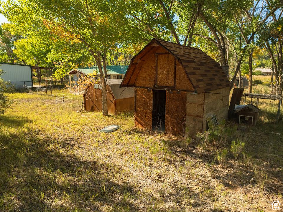 20673 W EAST RIVER RD Duchesne, UT 84021