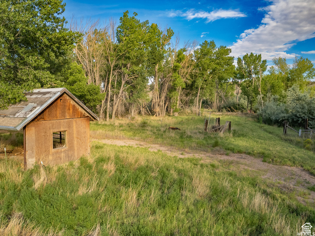 20673 W EAST RIVER RD Duchesne, UT 84021