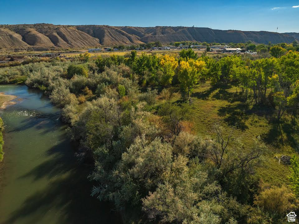 20673 W EAST RIVER RD Duchesne, UT 84021