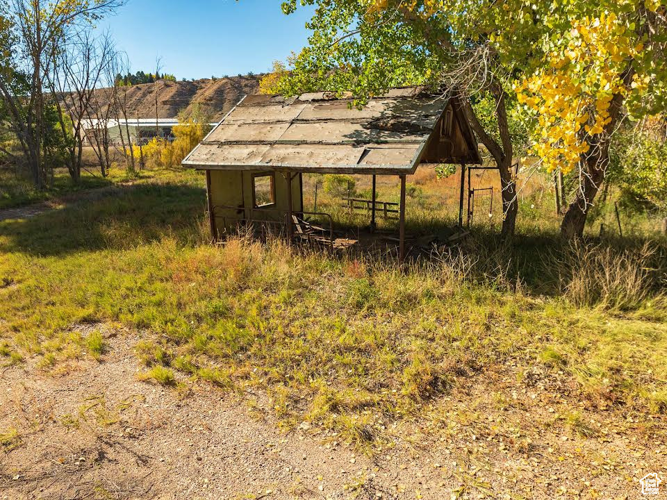 20673 W EAST RIVER RD Duchesne, UT 84021
