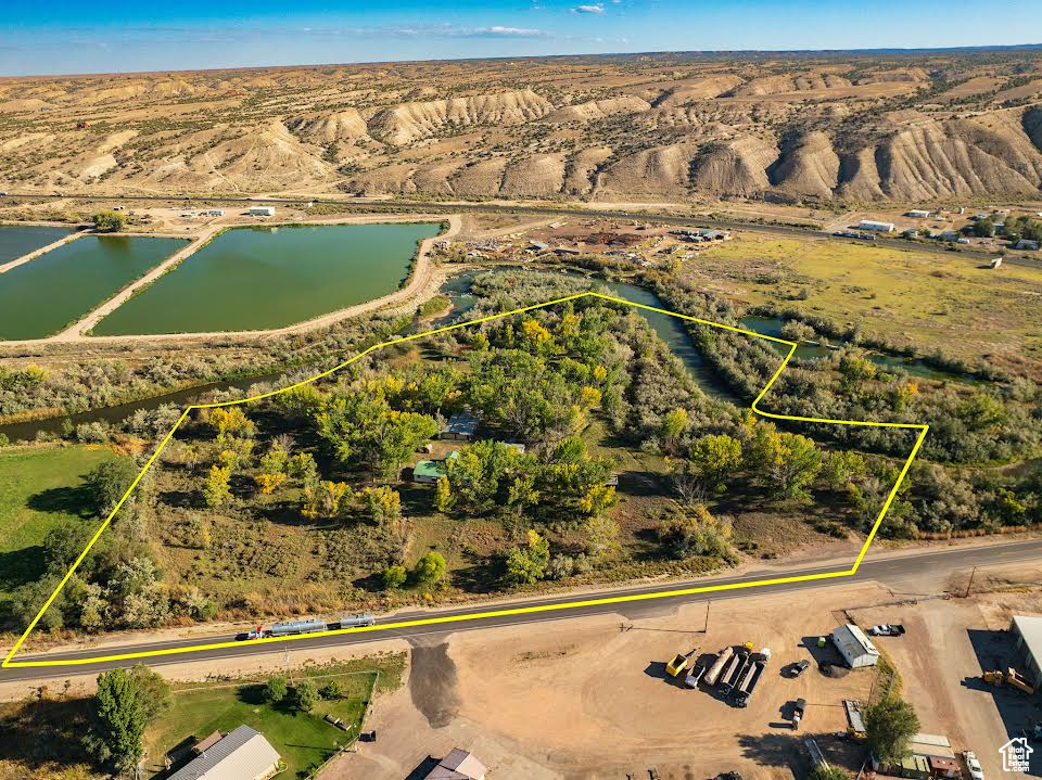 20673 W EAST RIVER RD Duchesne, UT 84021
