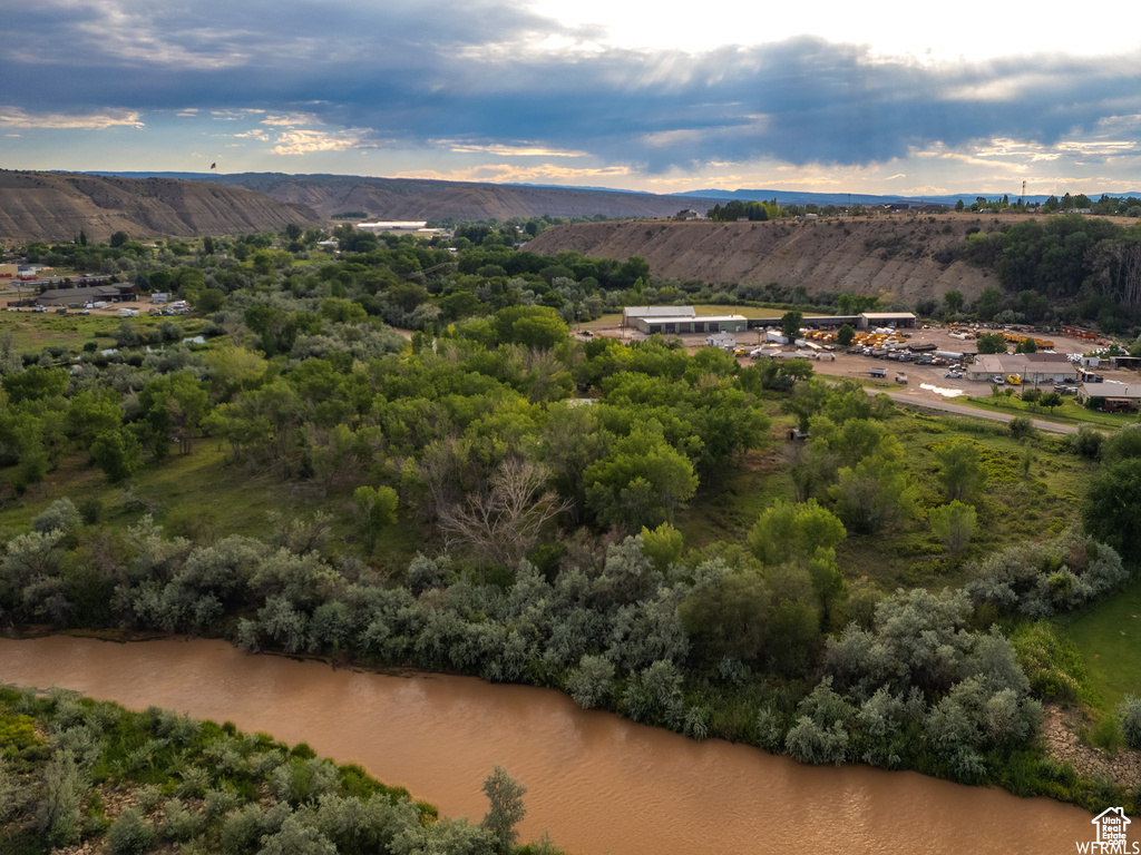20673 W EAST RIVER RD Duchesne, UT 84021