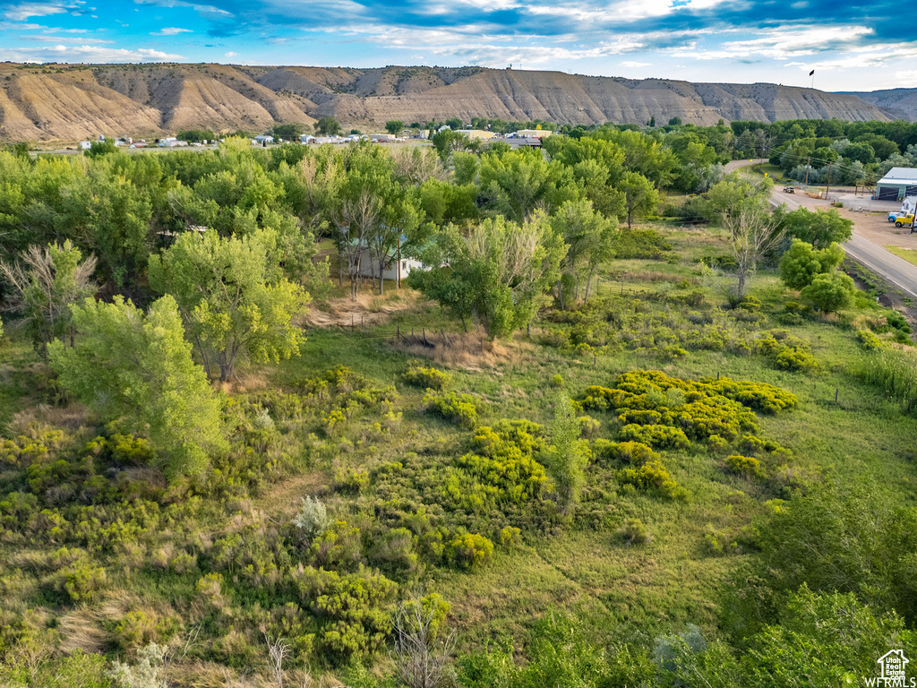 20673 W EAST RIVER RD Duchesne, UT 84021