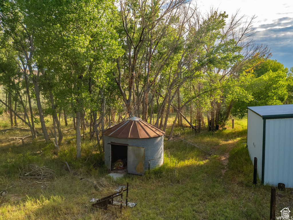 20673 W EAST RIVER RD Duchesne, UT 84021
