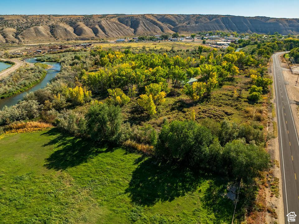 20673 W EAST RIVER RD Duchesne, UT 84021