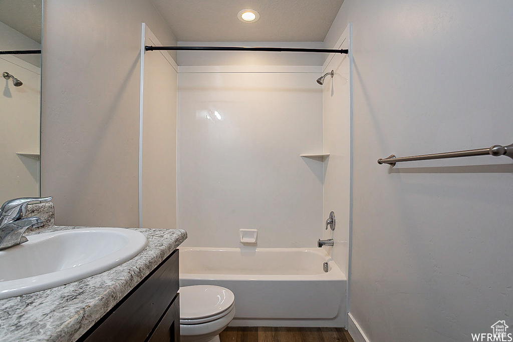 124 N PEACH ST Santaquin, UT 84655