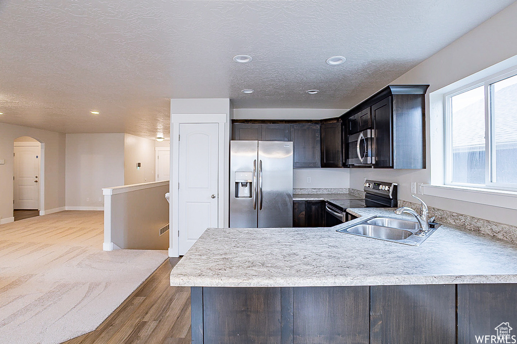 124 N PEACH ST Santaquin, UT 84655
