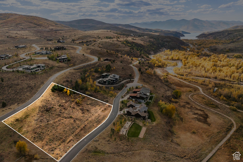 View of property location with property boundaries highlighted and mountains