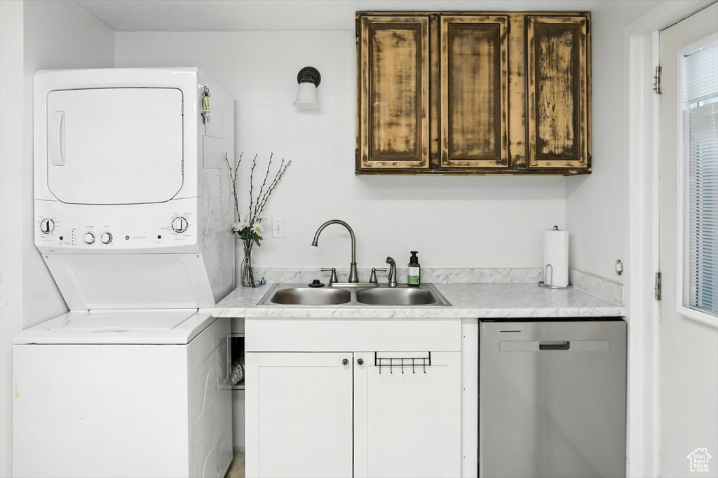 1704 S SORRENTO DR Woods Cross, UT 84087