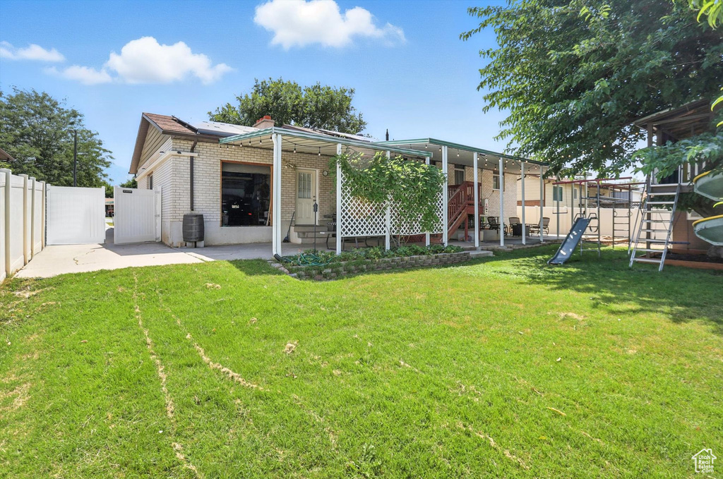 1704 S SORRENTO DR Woods Cross, UT 84087