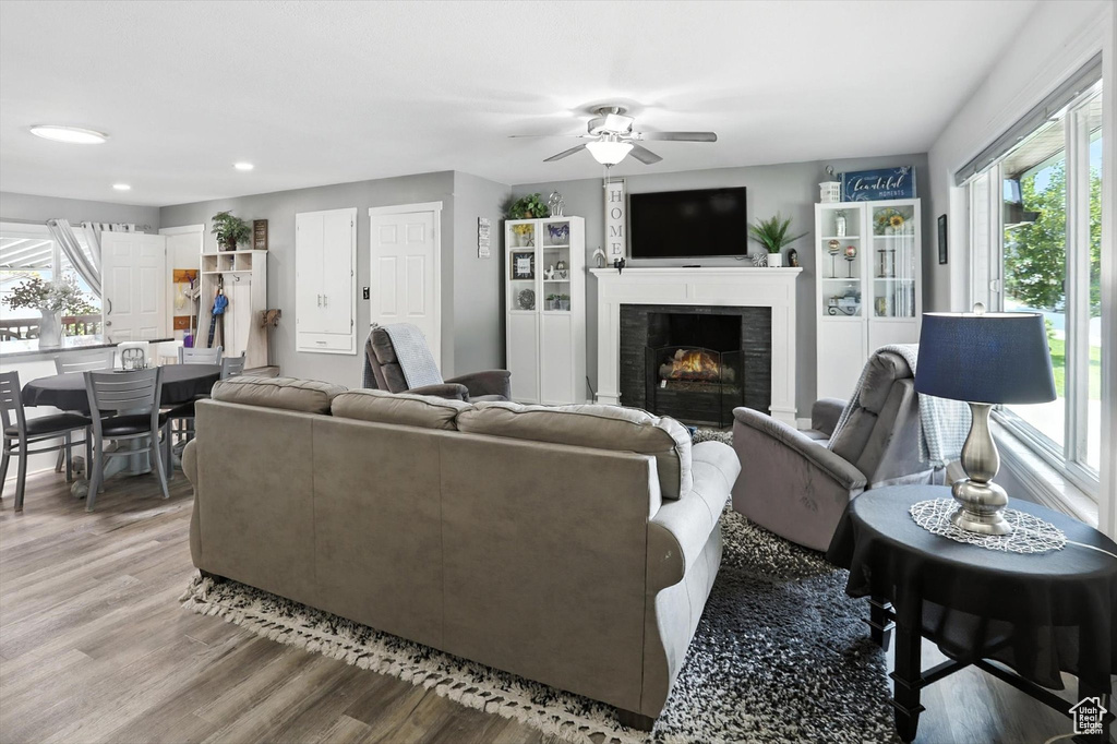 1704 S SORRENTO DR Woods Cross, UT 84087