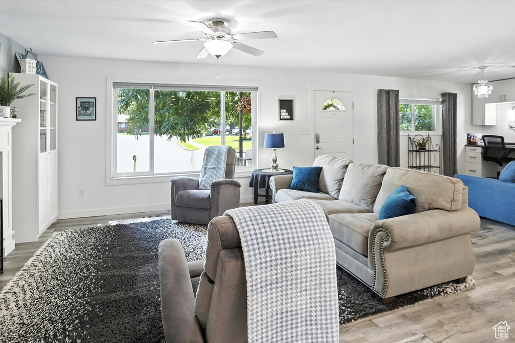 1704 S SORRENTO DR Woods Cross, UT 84087