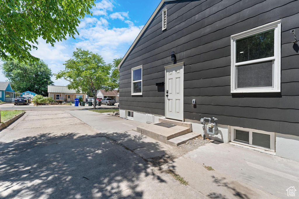 482 N BROOK AVE Tooele, UT 84074