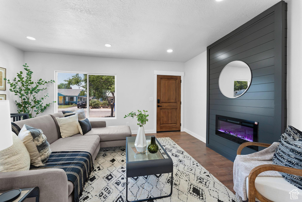 482 N BROOK AVE Tooele, UT 84074