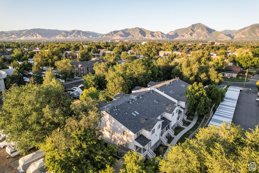 Aerial perspective of suburban area with mountains