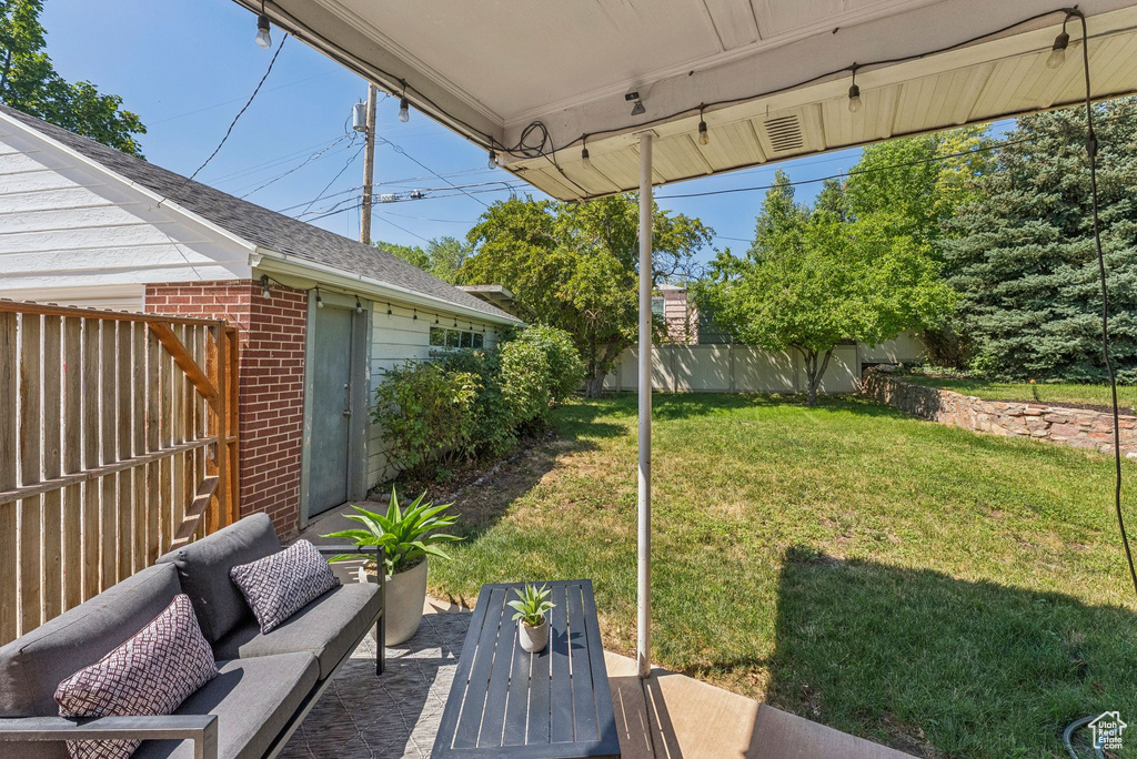 View of patio with outdoor lounge area