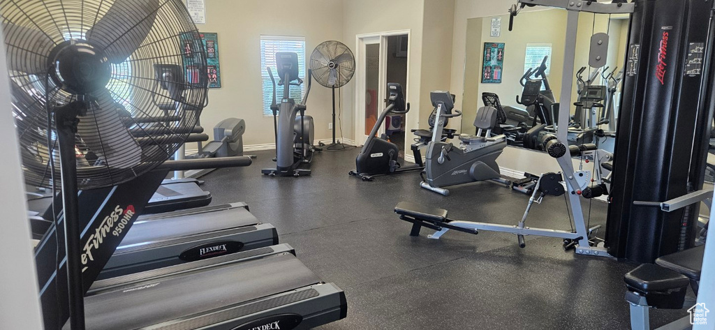 Gym with baseboards