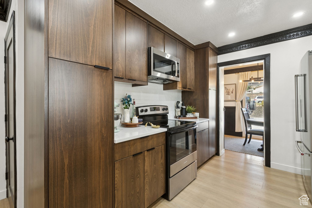 175 GROVE CREEK DR Pleasant Grove, UT 84062