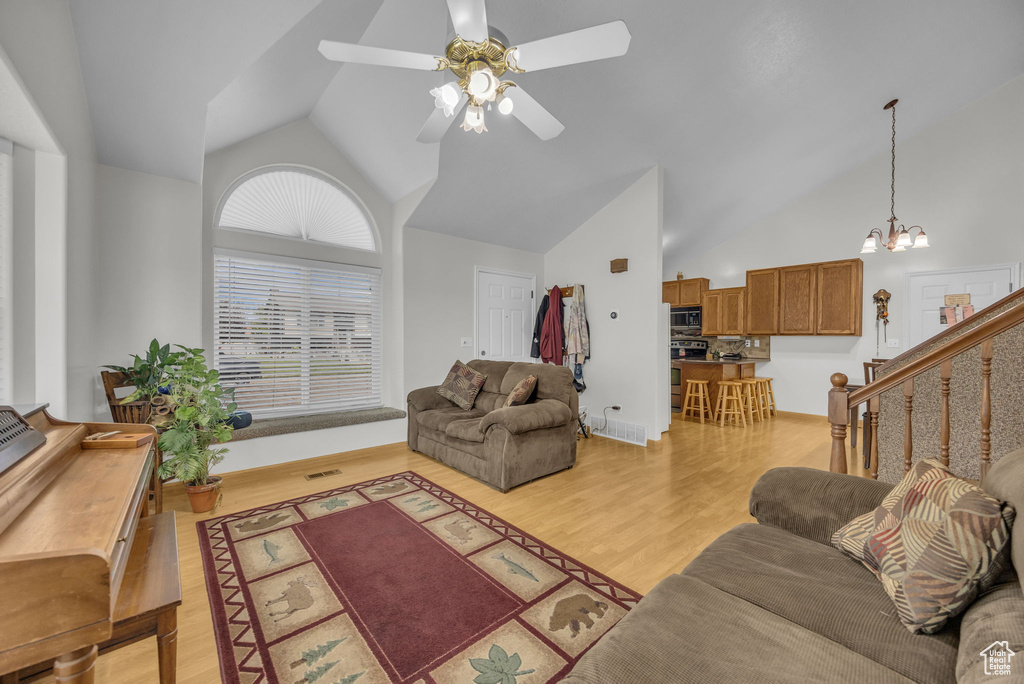 3820 FOXGLEN DR Roy, UT 84067