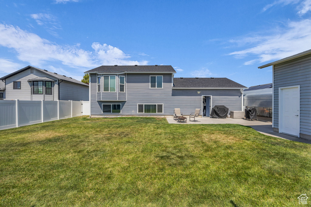 3820 FOXGLEN DR Roy, UT 84067