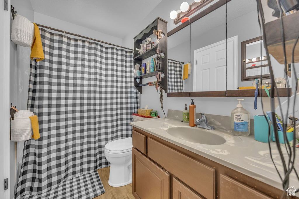 3820 FOXGLEN DR Roy, UT 84067