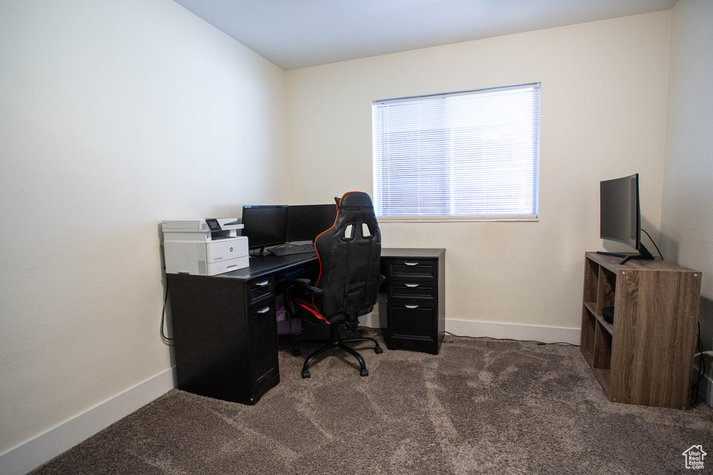 Office featuring carpet floors and baseboards