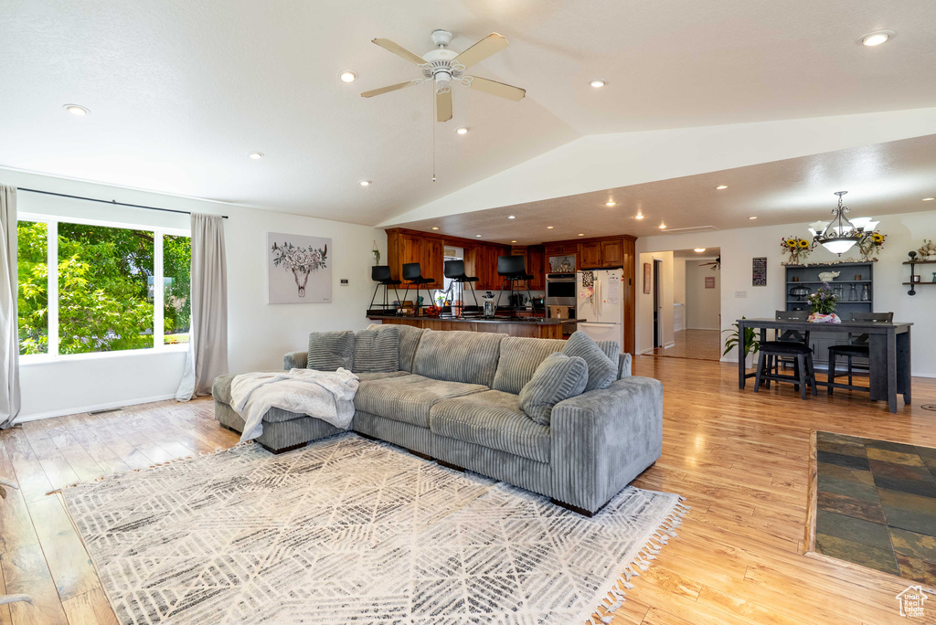 1663 W 2500 N Vernal, UT 84078