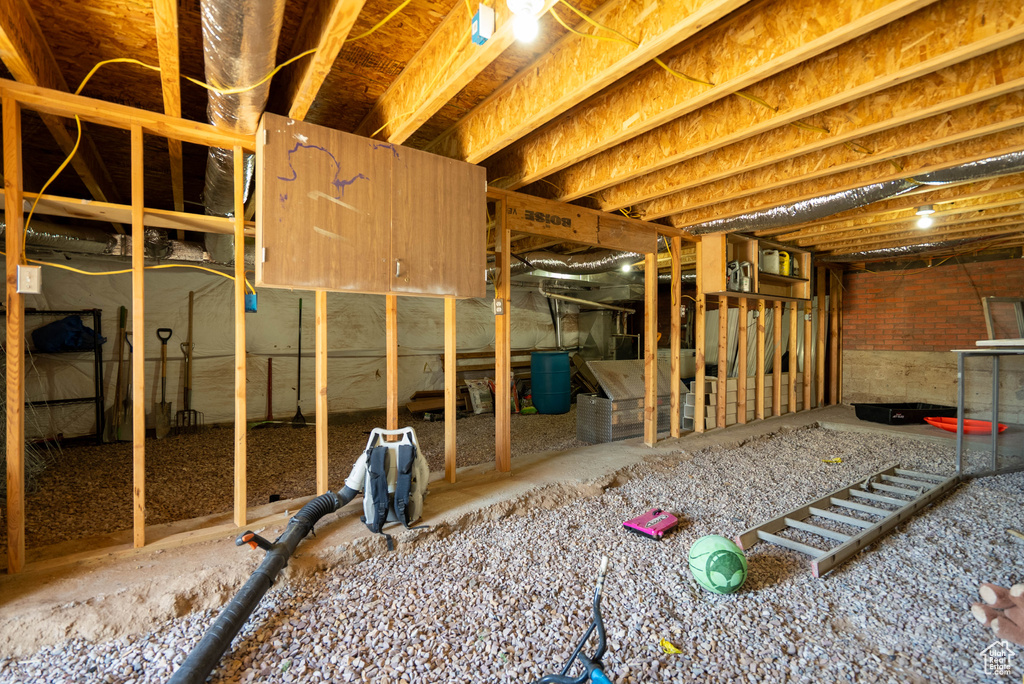 1663 W 2500 N Vernal, UT 84078