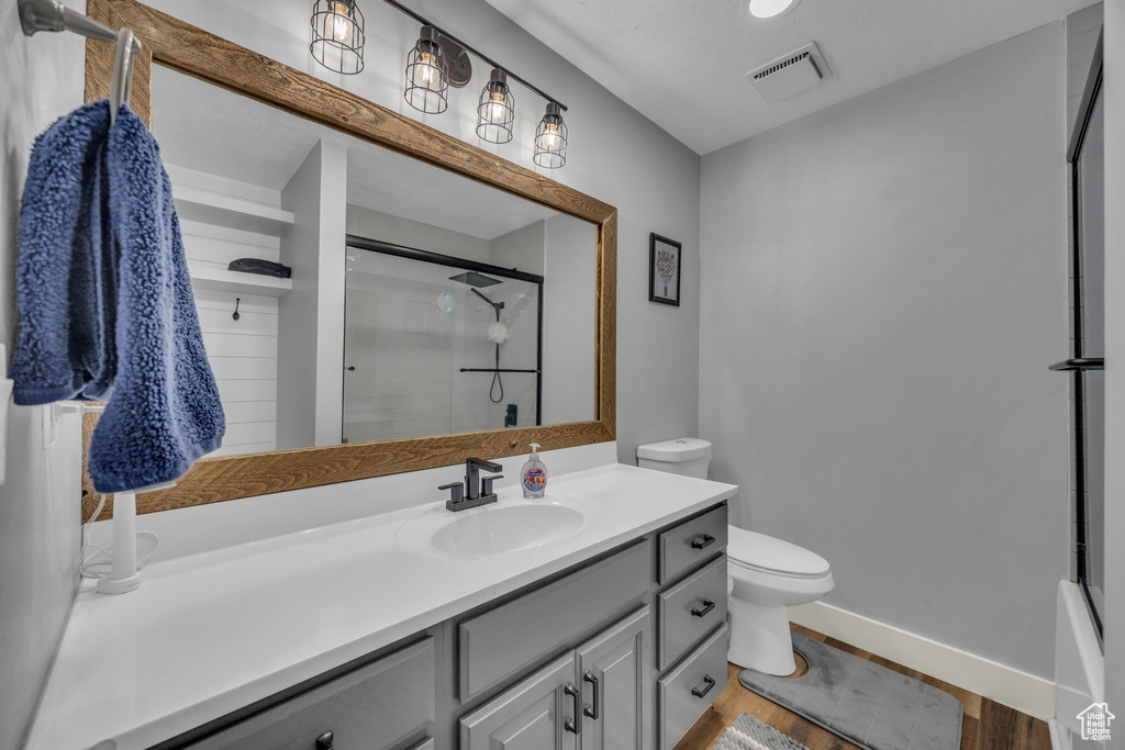1834 N 200 E Centerville, UT 84014