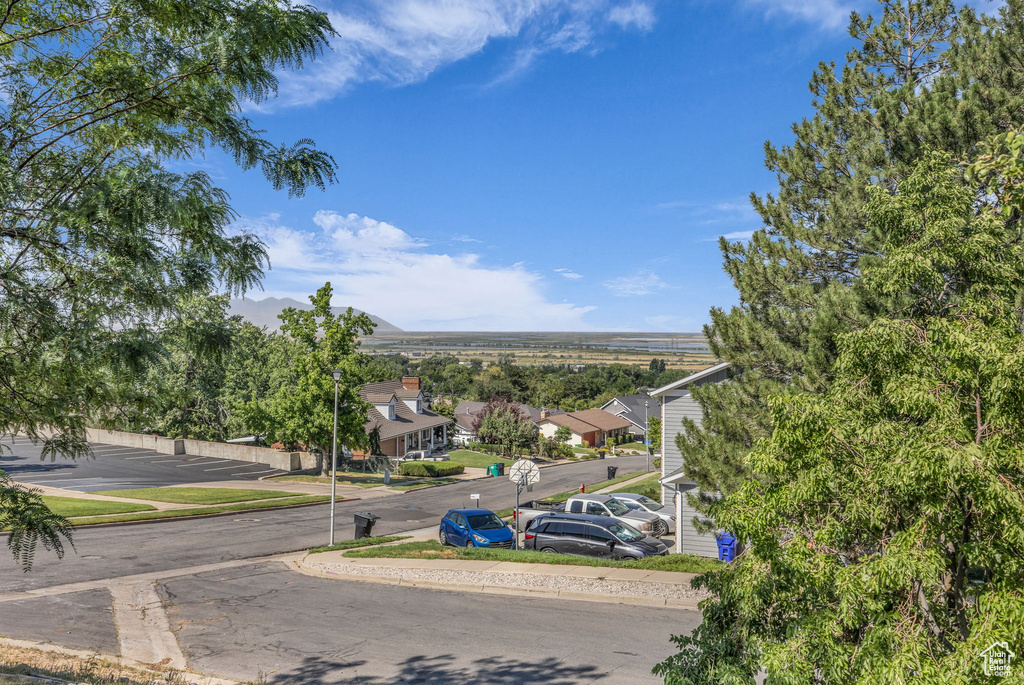 1834 N 200 E Centerville, UT 84014