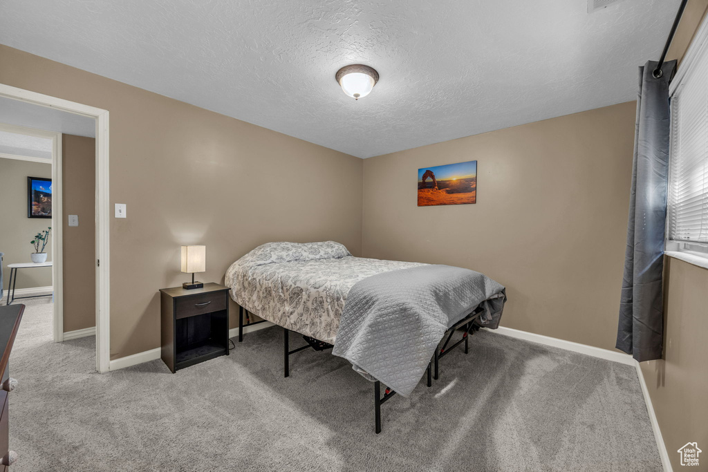 1834 N 200 E Centerville, UT 84014