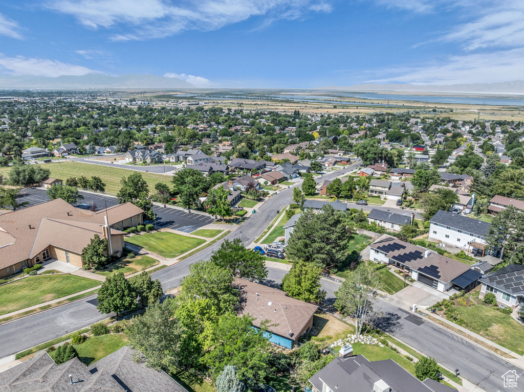 1834 N 200 E Centerville, UT 84014
