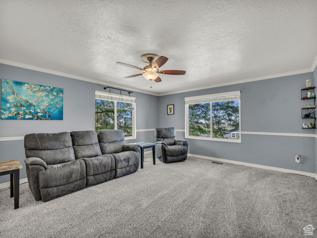 1834 N 200 E Centerville, UT 84014