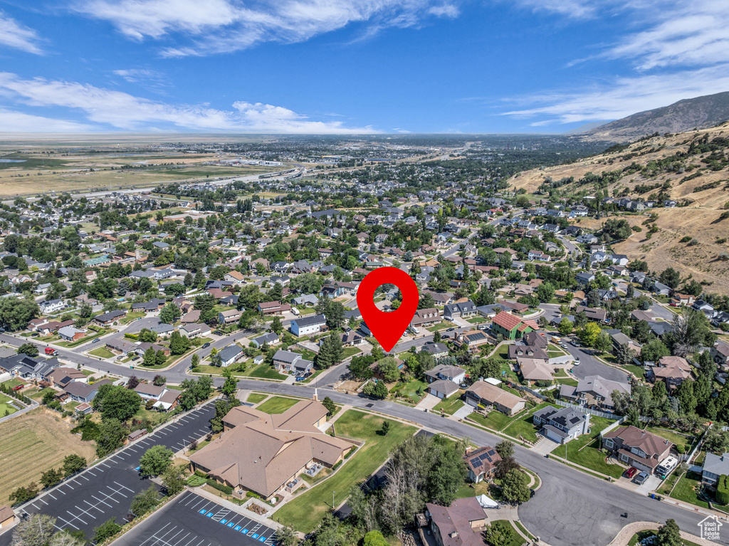 1834 N 200 E Centerville, UT 84014