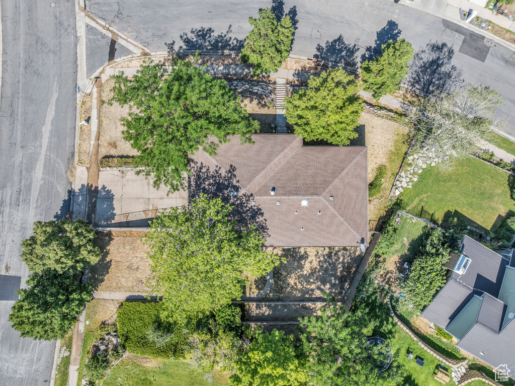 1834 N 200 E Centerville, UT 84014