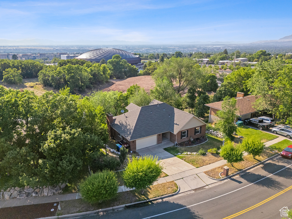 Aerial view of property and surrounding area