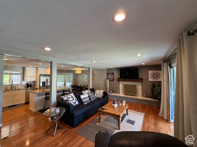 4650 S CHAPEL DR Salt Lake City, UT 84117