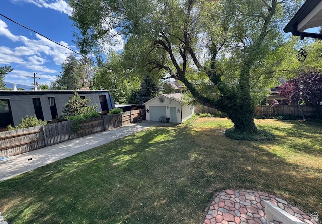 4650 S CHAPEL DR Salt Lake City, UT 84117