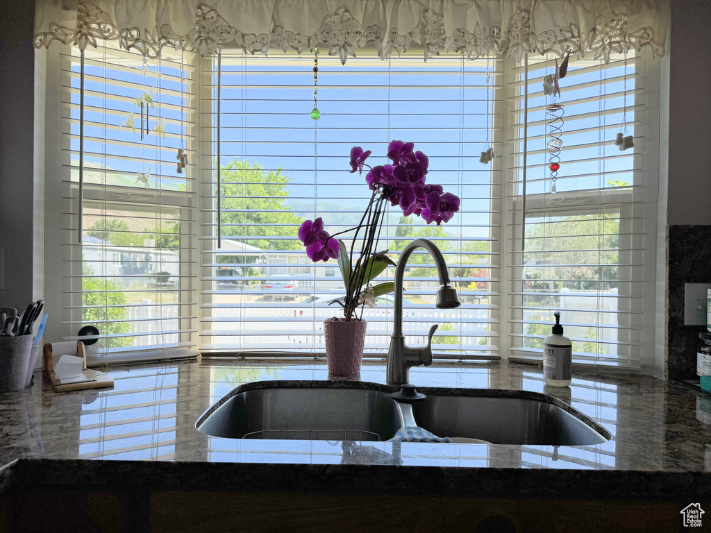 804 FLEETWOOD DR Tooele, UT 84074