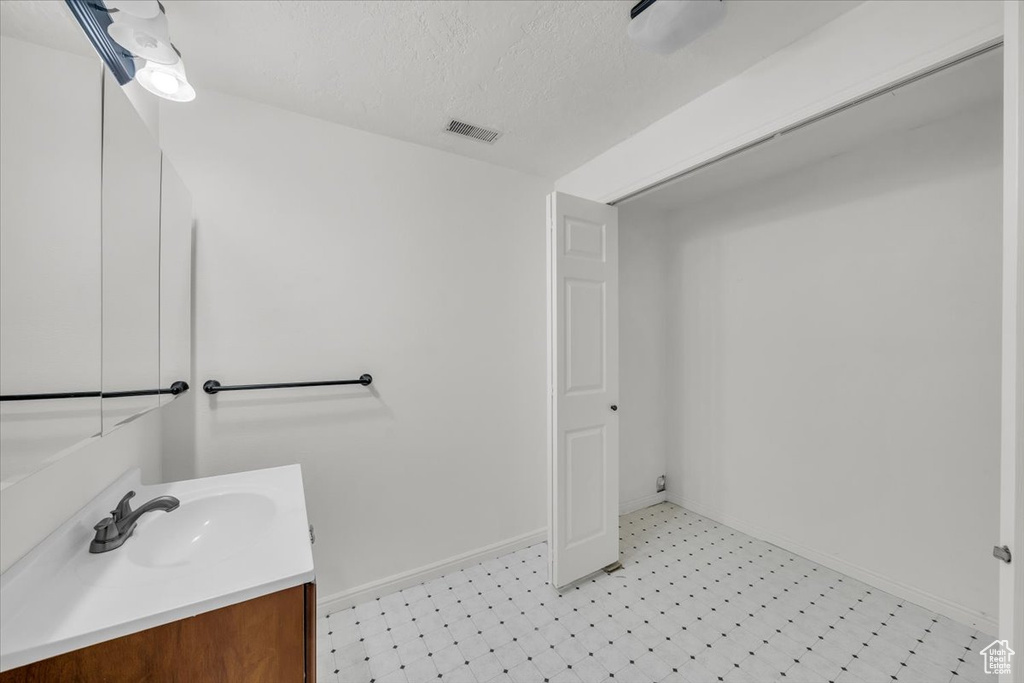 971 N 600 E Springville, UT 84663