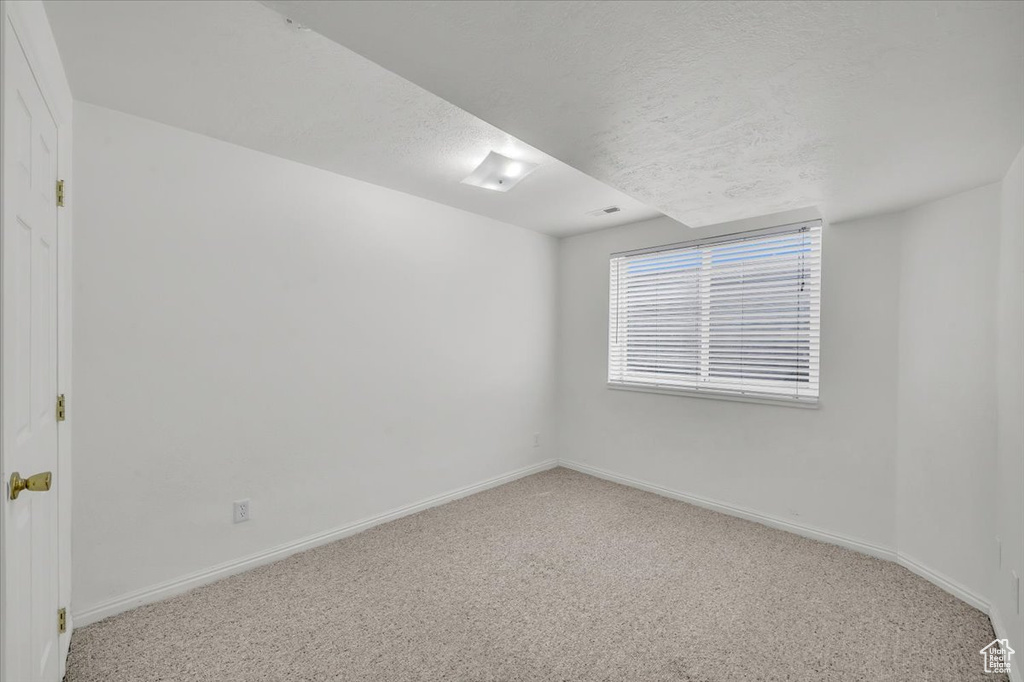 971 N 600 E Springville, UT 84663