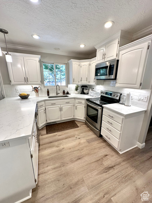 2442 N 2275 E Layton, UT 84040