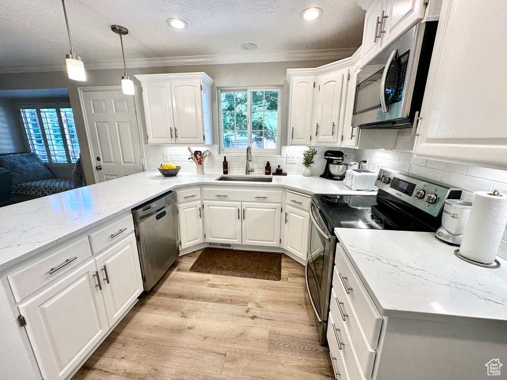 2442 N 2275 E Layton, UT 84040