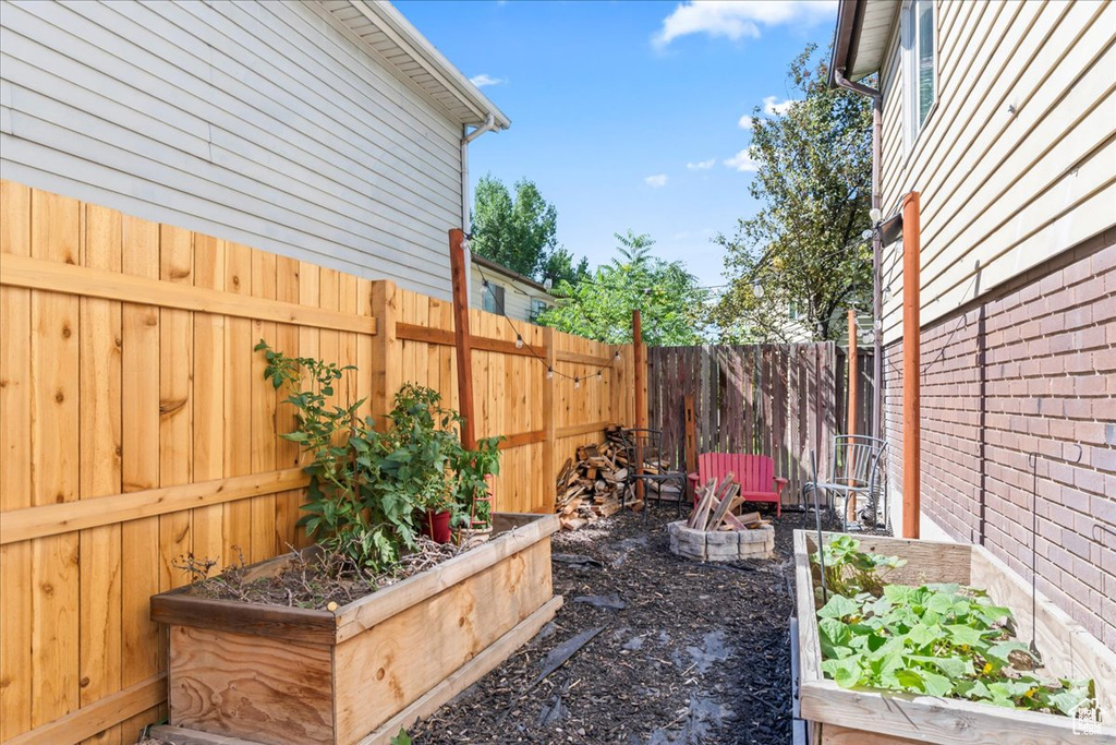 4706 W ROUNDTABLE RD West Valley City, UT 84120