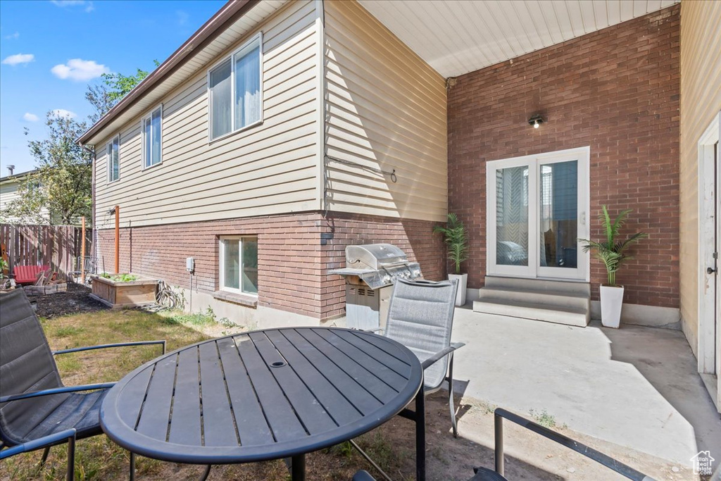 4706 W ROUNDTABLE RD West Valley City, UT 84120